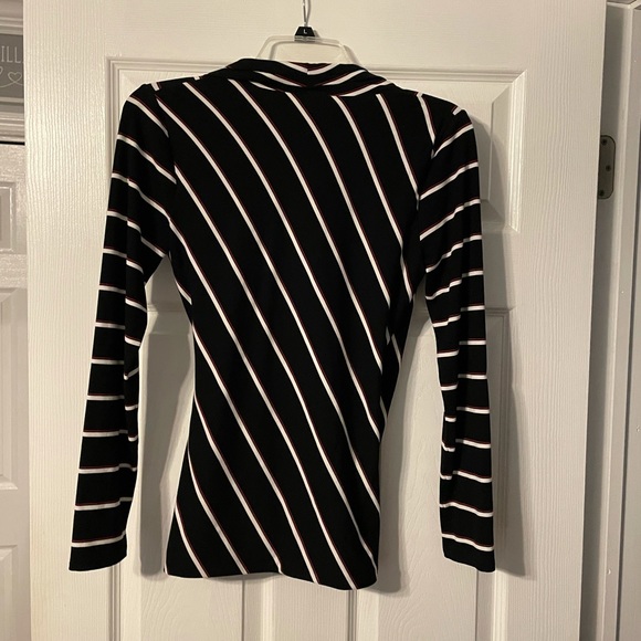 White House Black Market long sleeved wrap top - Picture 6 of 7
